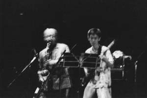 ���g��In Africa